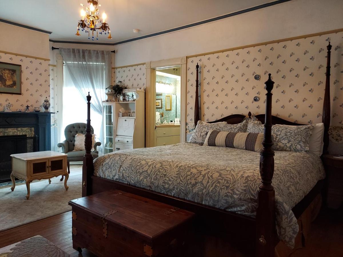 The Fresh Coast At Bed & Breakfast 3*